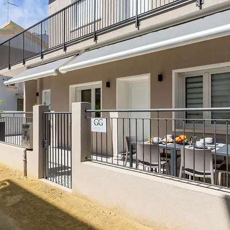 Gigi House Piazza Mazzini 300m Dal Mare リド・ディ・イエゾロ