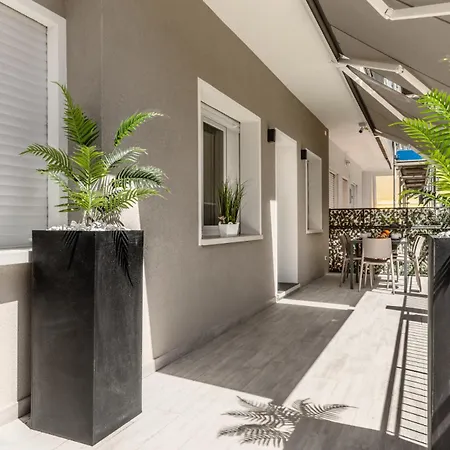 Gigi House Piazza Mazzini 300m Dal Mare リド・ディ・イエゾロ